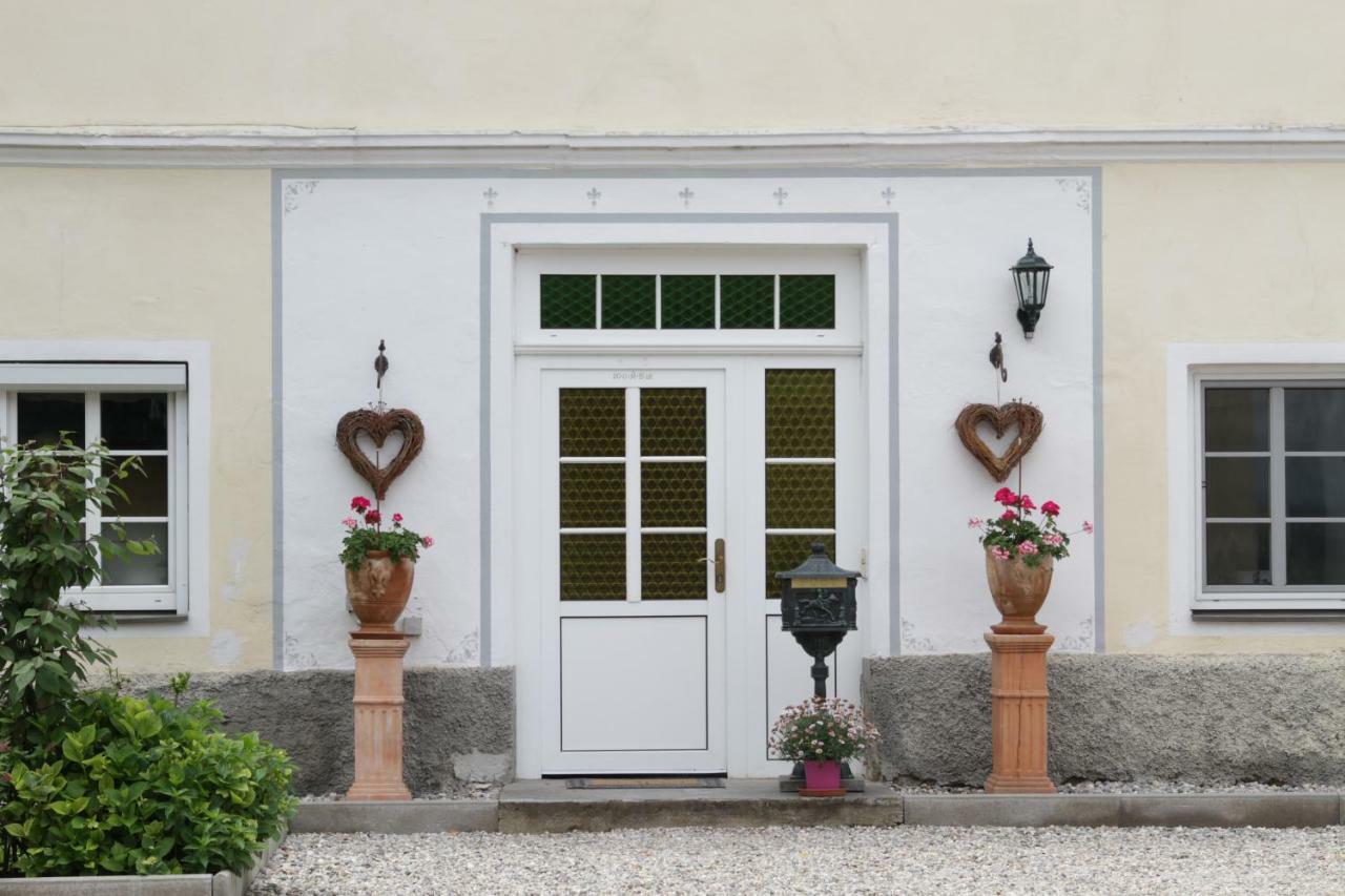 Apartamento Gutshof Bartl 1 Klagenfurt am Woerthersee Exterior foto
